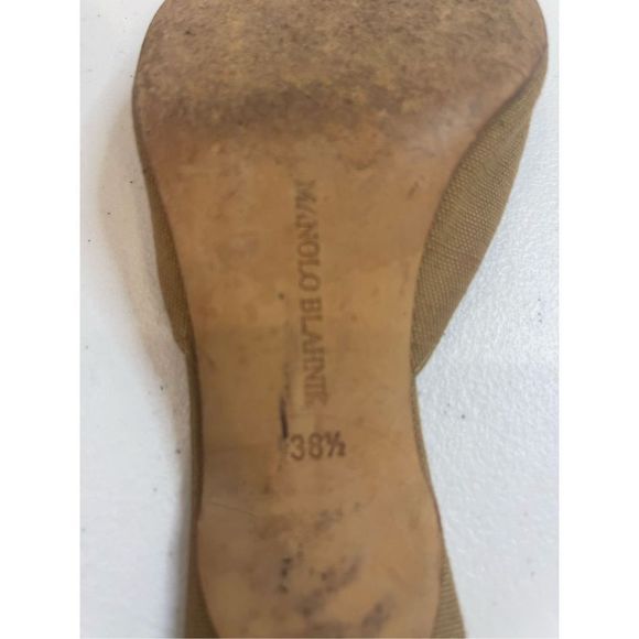 Manolo Blahnik women’s shoes size 38.5 tan with black rhinestone - Picture 8 of 8